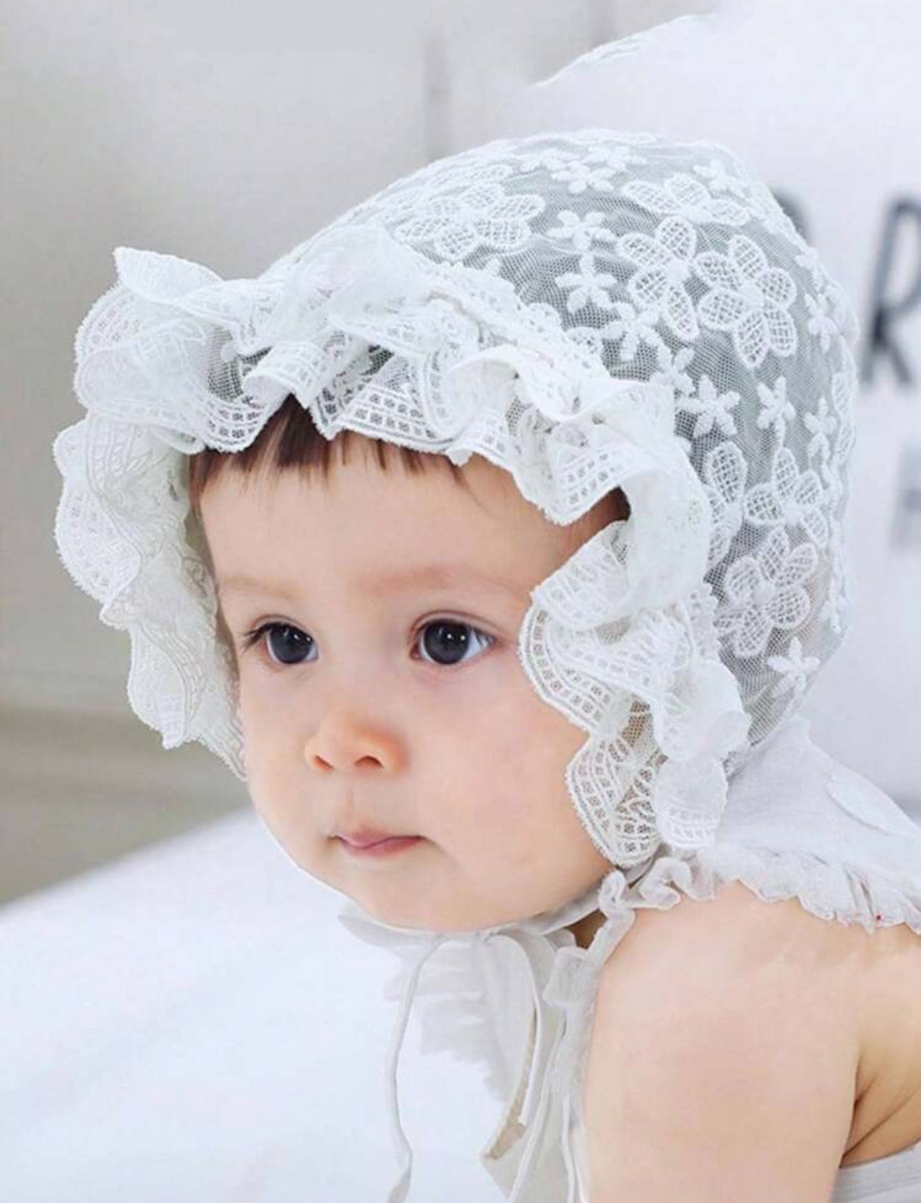 Baby Girls White Vintage Lace christening Bonnet – Perfect Little