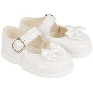 Baypods Girls White Patent Shoes With Bow Hard Bottom