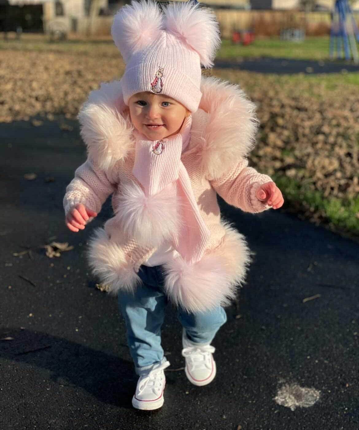 Flopsy Bunny Hat & Scarf - Pink