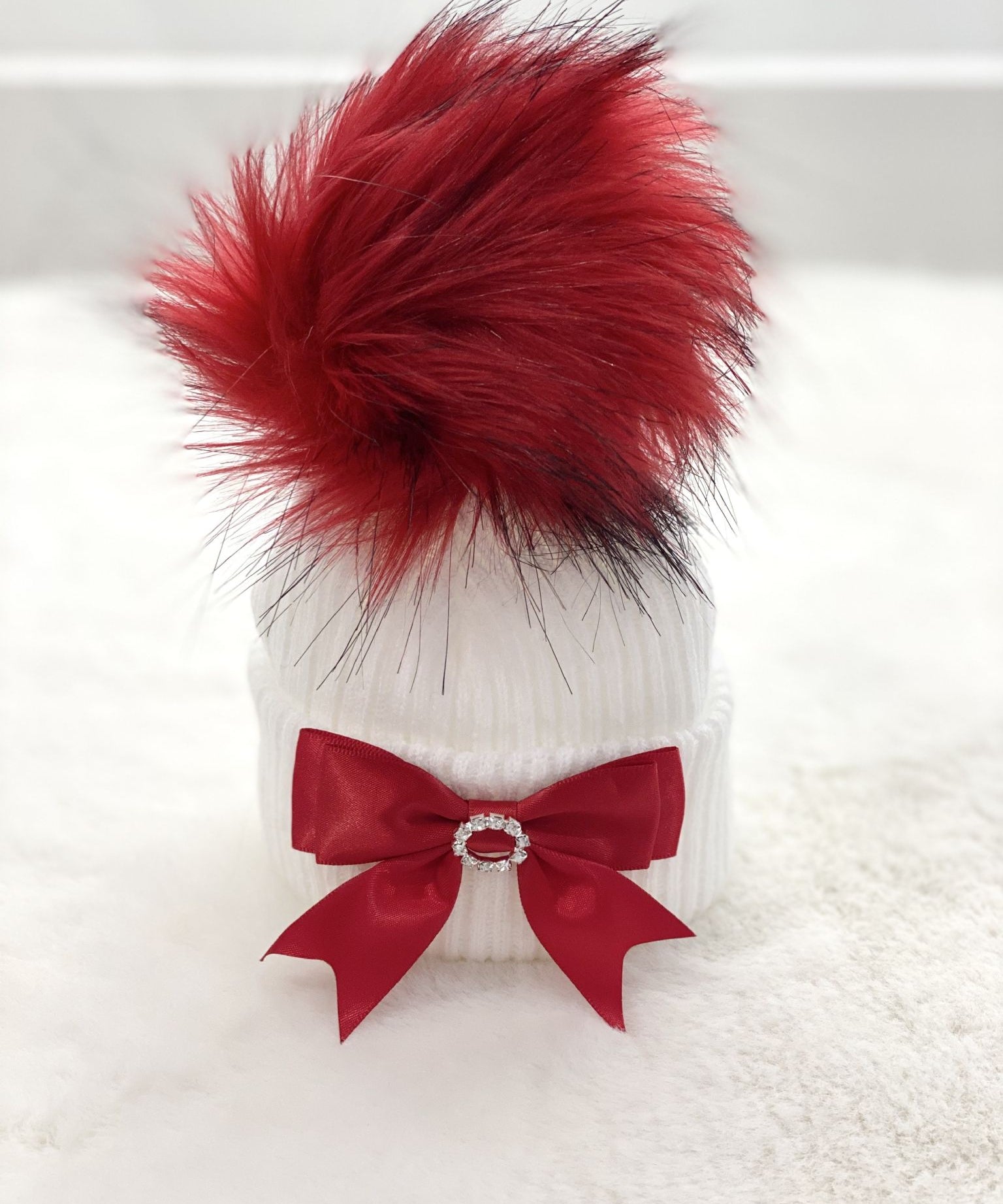 Perfect little Thing One Big Pom Pom Diamond Hat - Red