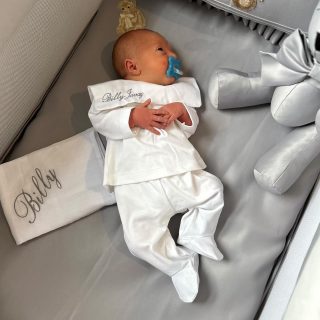 Our beautiful little billy wearing our Personalised Bib Set! 

Available in many different colours 🤍

www.perfectlittlething.co.uk 

#personalised #personalisedgifts #handmade #smallbusiness #gifts #giftideas #supportsmallbusiness #shopsmall #customised #shoplocal #custom #personalisedgift #baby #bespoke #handmadewithlove #customisedgifts #smallbusinessowner #personalizedgifts #perfectlittlething_x